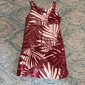 Great condition, never worn summer dress size XL w/drawl string waist enhancer